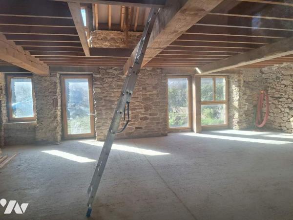 MAISON A FINIR DE RENOVER