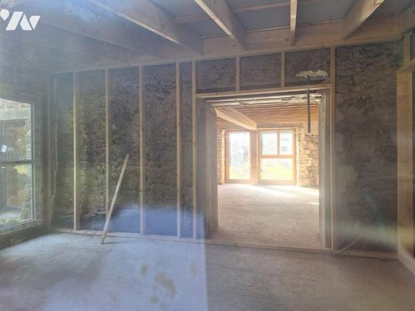 MAISON A FINIR DE RENOVER