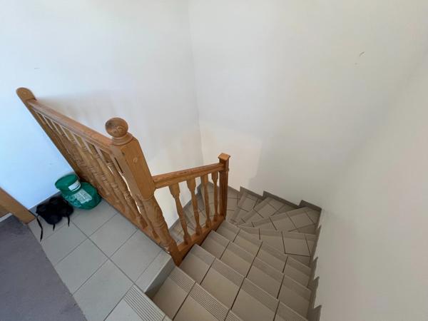 PAVILLON INDEPENDANT  AVEC 2 APPARTEMENTS DE 124.50M²