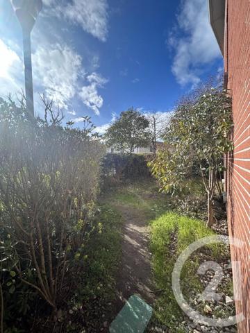 Appartement F4 à vendre  4 pièces - 82,12 m 2   CUGNAUX  - 31