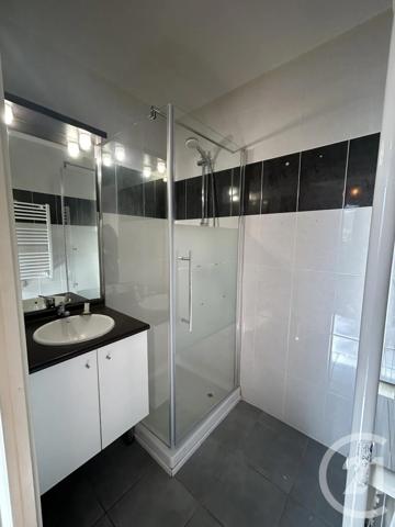 Appartement F4 à vendre  4 pièces - 82,12 m 2   CUGNAUX  - 31