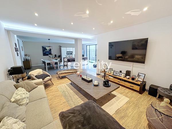 Appartement 2 pièces - 110 m² Exclusivité efficity