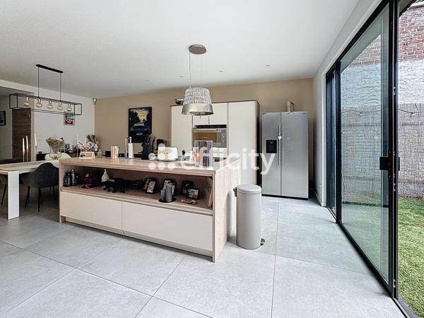 Appartement 2 pièces - 110 m² Exclusivité efficity