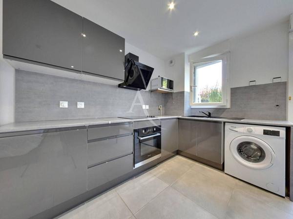 Appartement Roissy En Brie 1 pièce(s) 28 m2