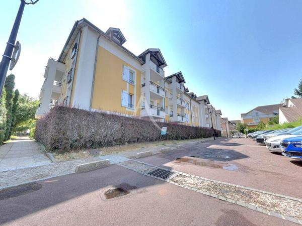 Appartement Roissy En Brie 1 pièce(s) 28 m2