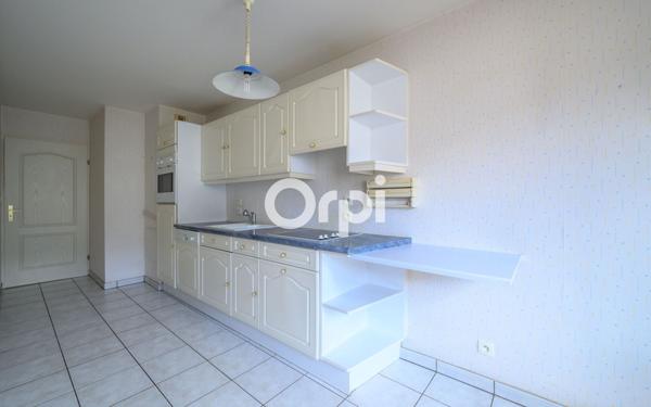 Appartement à vendre    3 pièces • 76 m2 Armentières