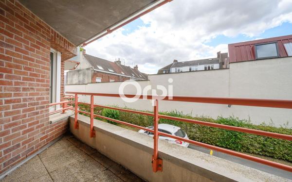 Appartement à vendre    3 pièces • 76 m2 Armentières