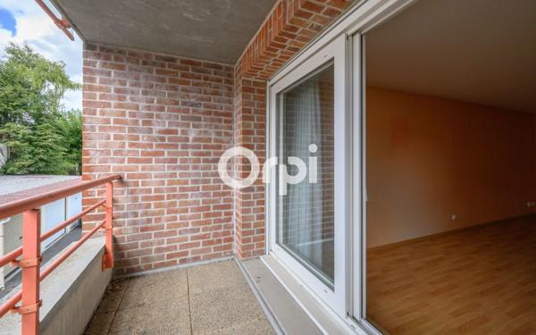 Appartement à vendre    3 pièces • 76 m2 Armentières