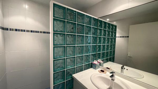 Appartement 4 pièce(s) 3 chambre(s) 107.36 m²