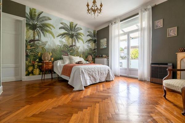 Maison Secteur Saint Georges -Boulazac 7 pièces piscine terrain autour