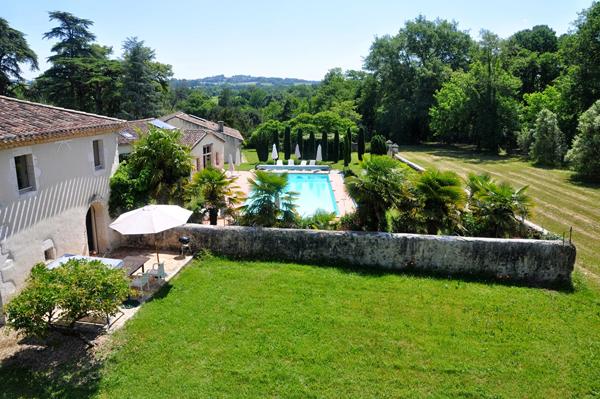 PROPRIETE DANS UN CADRE EXCEPTIONNEL Nerac