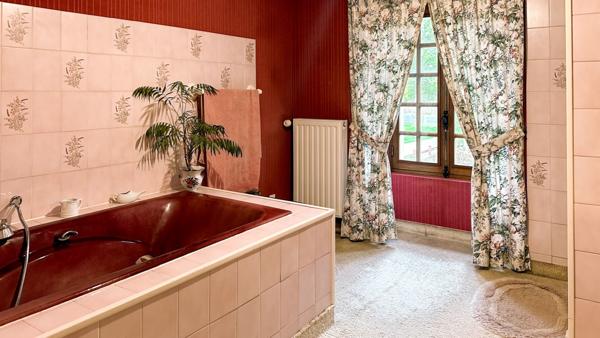 Vente Maison163 m² - 6 Pièces - BOURGVALLEES (50750)