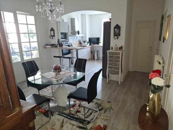 Tours Coty/Tranchée, Appartement 4 pièces, Terrasse et 2 parkings