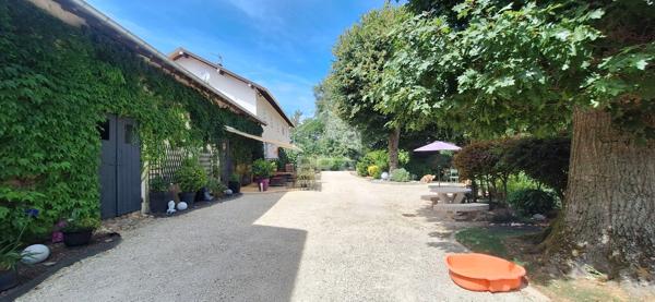 Maison bourgeoise d'exception à vendre à Lent - 9 pièces, 260 m² sur 1,26 ha