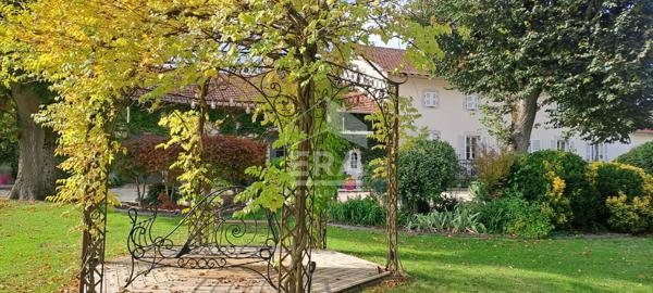 Maison bourgeoise d'exception à vendre à Lent - 9 pièces, 260 m² sur 1,26 ha