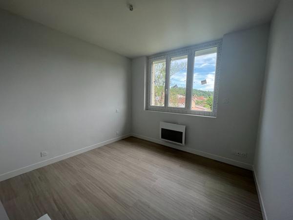 Appartement Carmaux 3 pièce(s) 83 m2