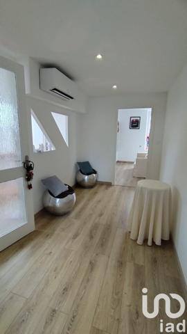 Maison 10 pièces de 315 m² à Oyonnax (01100)