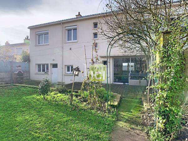 Maison Cholet 7 pièce(s) 111 m2