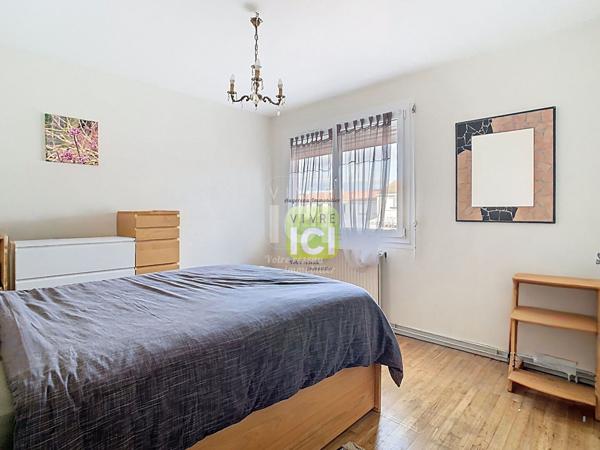 Maison Cholet 7 pièce(s) 111 m2