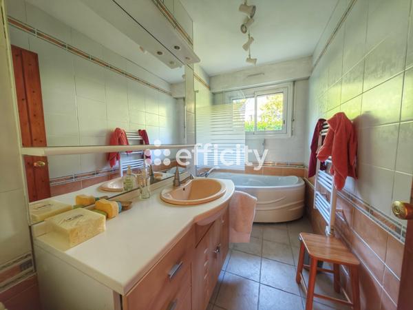 Maison 5 pièces - 110 m² Exclusivité efficity