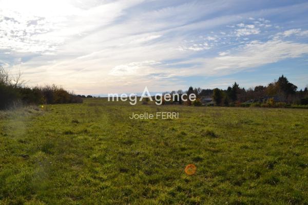Terrain à LACOMBE, 11310 - 3358m²