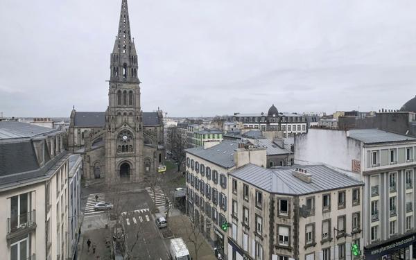 Appartement à louer    2 pièces • 78 m2 Brest