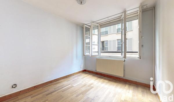 Maison de ville 5 pièces de 97 m² à Paris (75011)