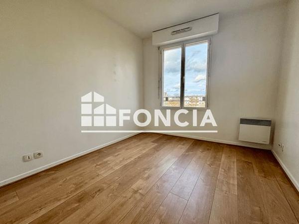 Location Appartement 3 pièces 61.8 m² - 10 PROMENADE DES ANGES Saint Cyr L'ecole 78210