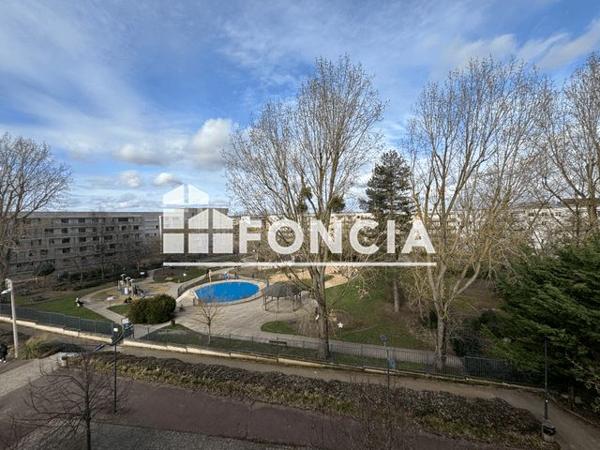 Location Appartement 3 pièces 61.8 m² - 10 PROMENADE DES ANGES Saint Cyr L'ecole 78210
