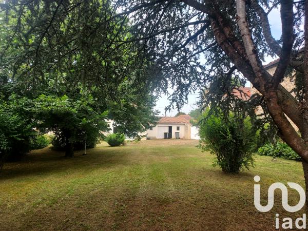 Maison à vendre 5 pièces 144 m² Aunac-sur-Charente