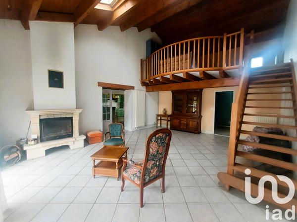 Maison à vendre 5 pièces 144 m² Aunac-sur-Charente