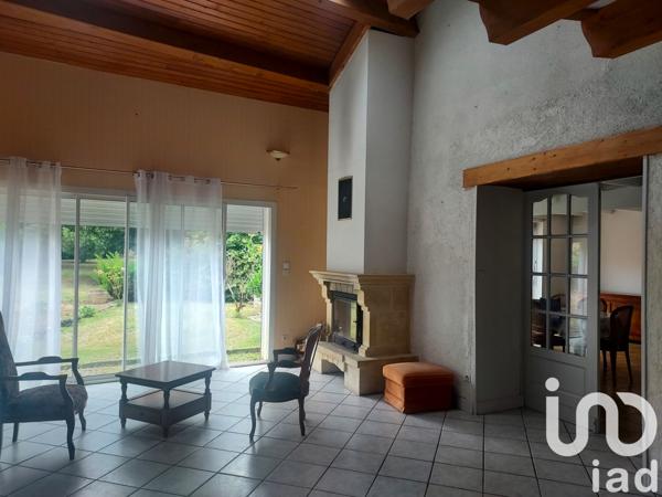 Maison à vendre 5 pièces 144 m² Aunac-sur-Charente