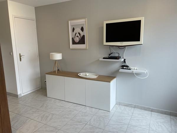 Immeuble à vendre |  Châteauvieux |  300 m²