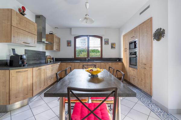Maison familiale en impasse avec jardin – Orvault La Cholière