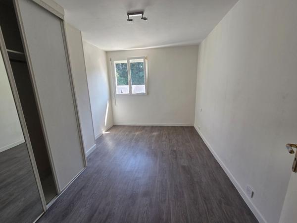 Appartement 2 pièces à vendre à Hennebont - Dernier étage - Centre ville, Hennebont 56700