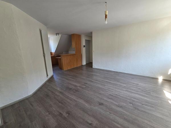 Appartement 2 pièces à vendre à Hennebont - Dernier étage - Centre ville, Hennebont 56700