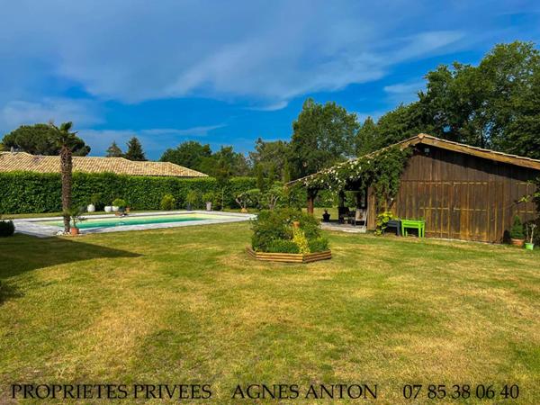 Maison Salles 6 pièces 4 chambres 148 m2 garage piscine sur grand terrain