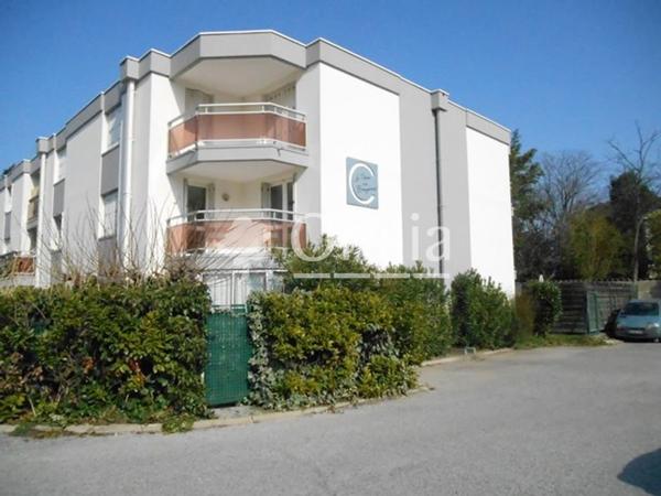 Parking/box · Location Montpellier (34000) 12m²