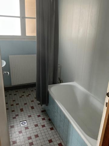 Maison avec fort potentiel – Quartier calme à Vierzon