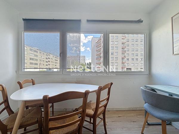 Appartement T2 meublé, Vandoeuvre-lès-Nancy ? 50,69 m² (surface au sol 56,30 m²)