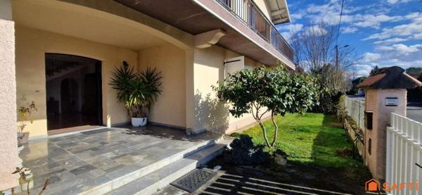 Maison d'Architecte en Bordure des Pyrénées, Confort Moderne et Espaces de Vie Exceptionnels
