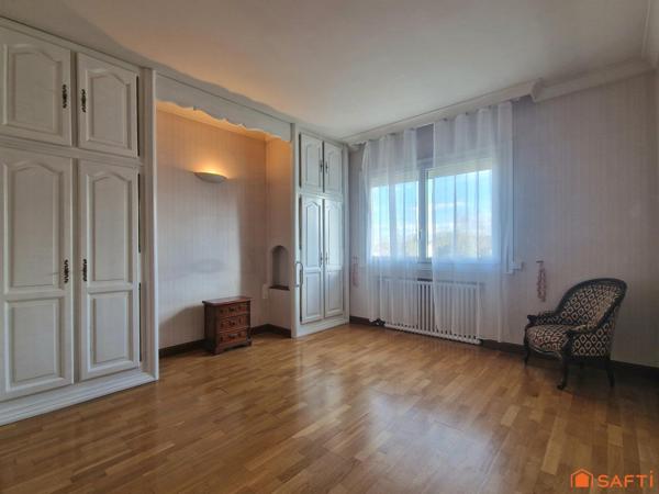 Maison d'Architecte en Bordure des Pyrénées, Confort Moderne et Espaces de Vie Exceptionnels