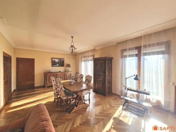 Maison d'Architecte en Bordure des Pyrénées, Confort Moderne et Espaces de Vie Exceptionnels