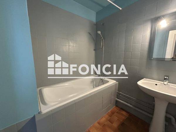 Location Appartement 4 pièces 92.86 m² - 310 H RUE ERNEST BOUCHET Tain L Hermitage 26600