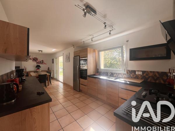 Maison à vendre 5 pièces 109 m² Plouhinec