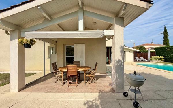 Maison à vendre    6 pièces •  Le Haillan