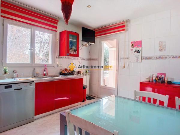 Vente                                                      Maison
                        
                     4 pièces                      146 m2                     à Perpignan