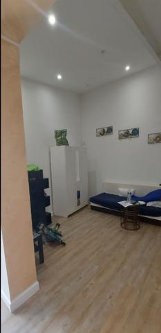 Studio meublé 20 m² Bon état Idéalement situé