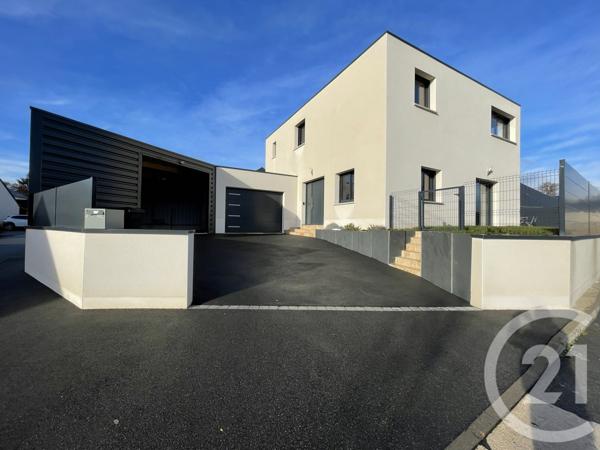 Maison à vendre  5 pièces - 217,79 m2 CHATEAU GONTIER SUR MAYENNE - 53