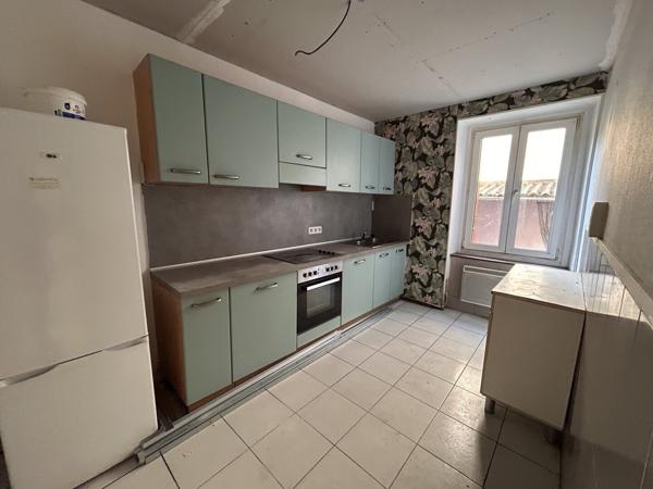 Immeuble de 198 m2 composé de 3 logements de type F3